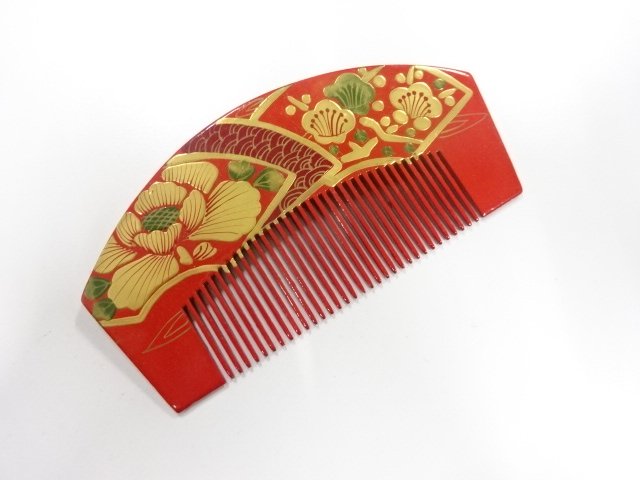 Antique lacquered lacquer comb